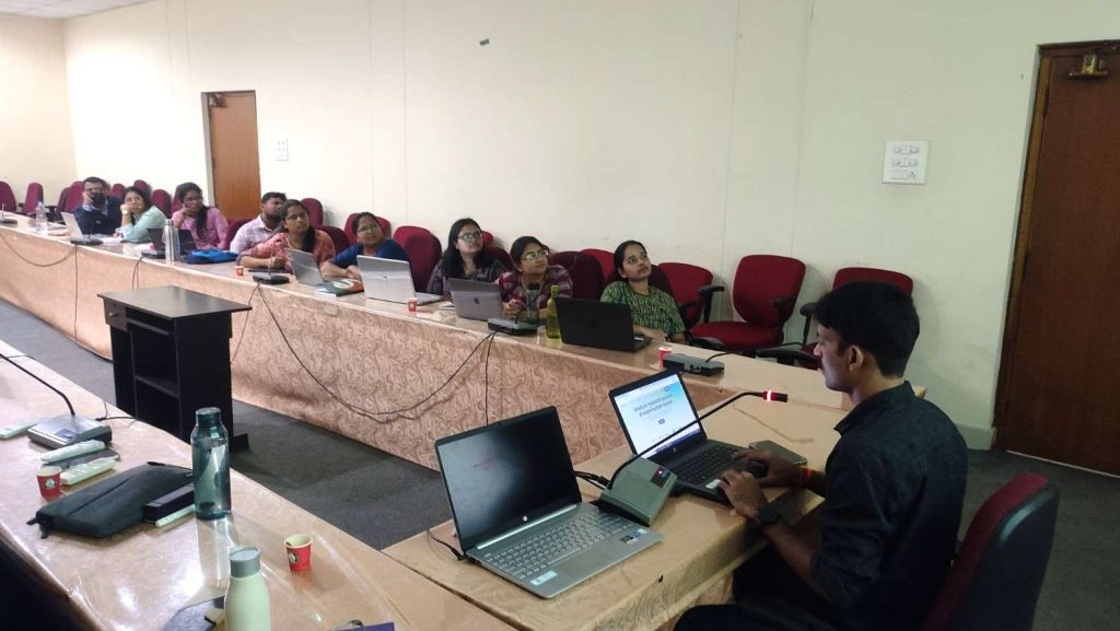 Students of CESS attended the Book Club Workshop on Zotero and Mendeley Reference Management Tools